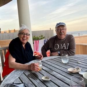 Meet your Posher, Cynthia